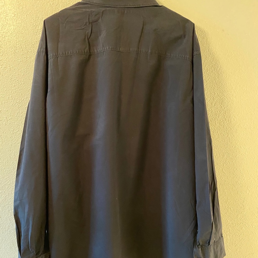 Long sleeve dress shirt